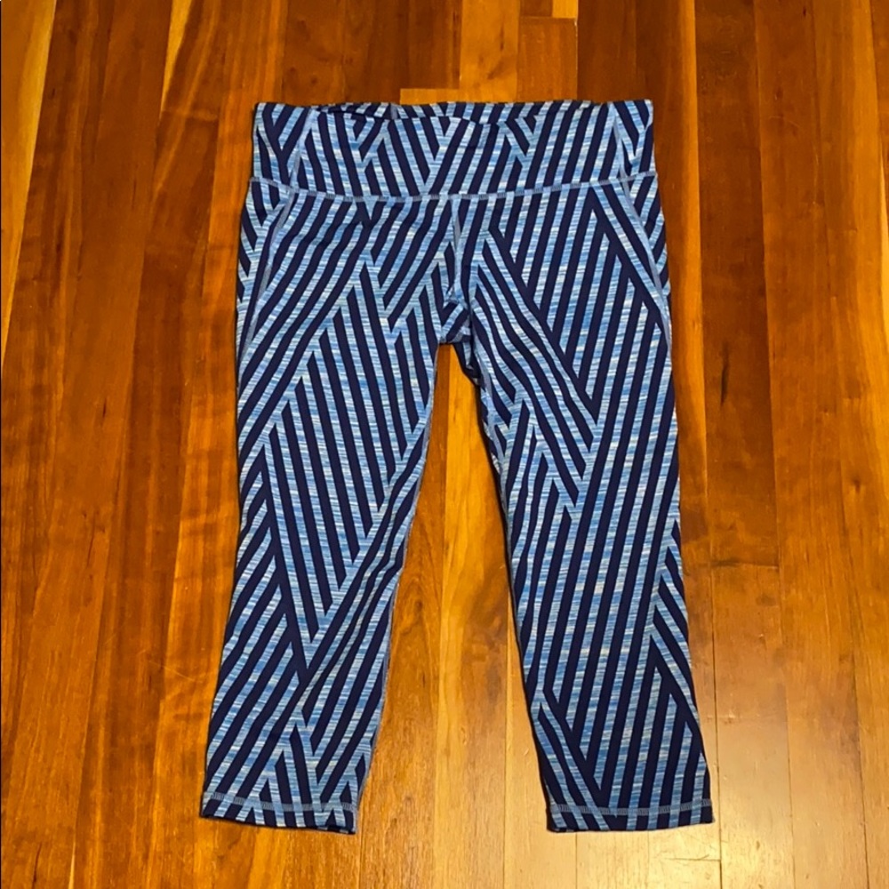 Gapfit medium cropped leggings